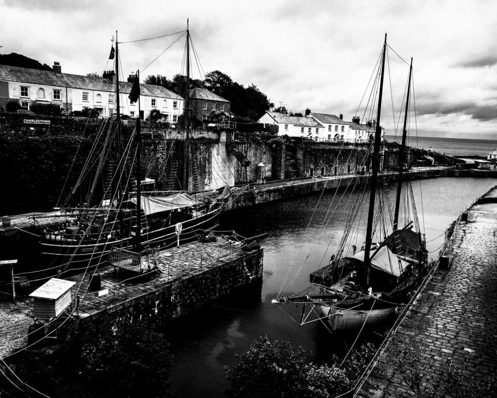 whatsapp image 2025 12 05 at 21.04.25